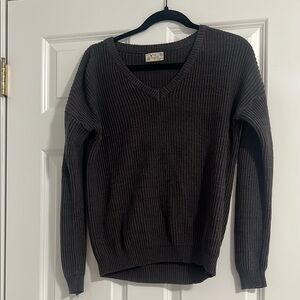 Women’s  V-Neck Sweater - Dark Gray